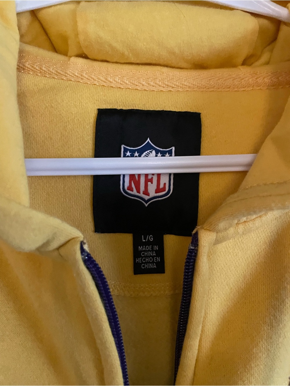 NFL Purple and Gold Vikings Full-Zip Hoodie – Size Large EUC - Picture 5 of 15
